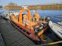 Ambarcație gonflabilă rigidă de vânzare