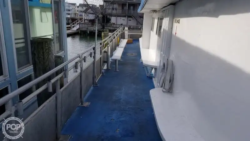 Catamaran de vânzare