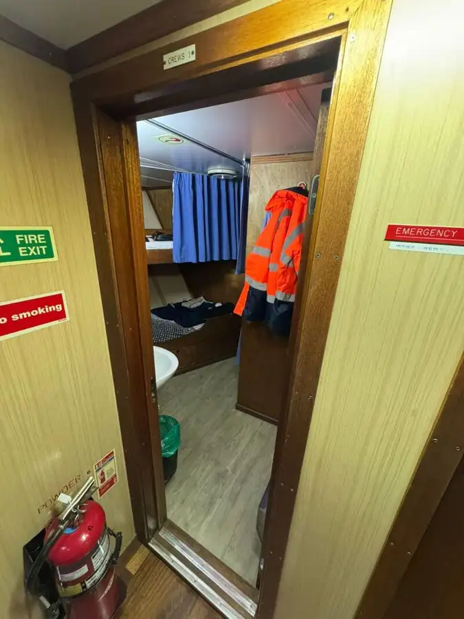 Nava container de vânzare