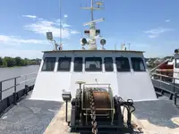 Navă de transport echipaj de vânzare
