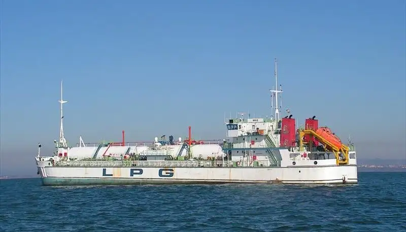 Nava transportoare de GNL de vânzare