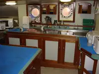 Nava de pescuit cu linii lungi de vânzare