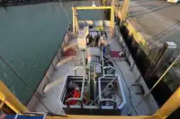 Nava de pescuit tip trauler de vânzare