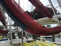 Nava de pescuit tip trauler de vânzare