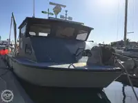 Nava de pescuit tip trauler de vânzare