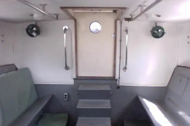 Navă de transport echipaj de vânzare