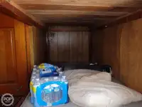 Nava de pescuit tip trauler de vânzare