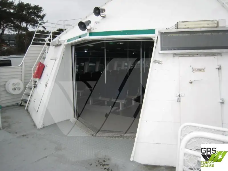 Catamaran de vânzare
