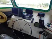 Nava de pescuit tip trauler de vânzare