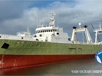 Nava de pescuit tip trauler de vânzare