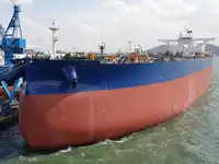 Oil/Chemical tanker de vânzare