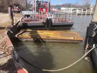 Ponton de vânzare