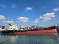 Oil/Chemical tanker de vânzare