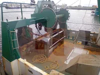 Nava de pescuit tip trauler de vânzare