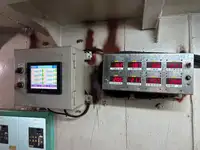 Nava de pescuit tip trauler de vânzare