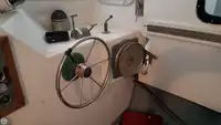 Nava de pescuit tip trauler de vânzare