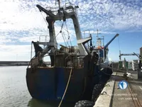 Nava de pescuit tip trauler de vânzare