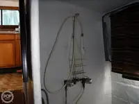 Nava de pescuit tip trauler de vânzare