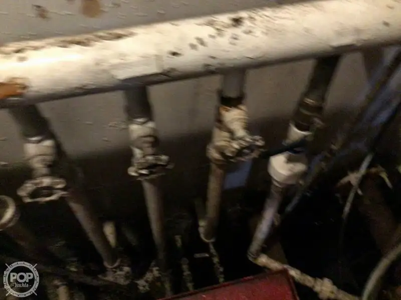 Nava de pescuit tip trauler de vânzare