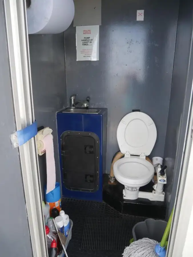 Navă de servicii pentru parcuri eoliene de vânzare