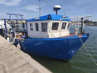 Navă de pescuit de vânzare