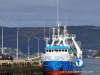 Nava de pescuit tip trauler de vânzare