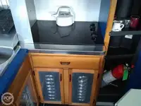 Șalupă de vânzare