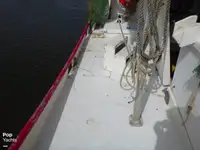 Nava de pescuit tip trauler de vânzare