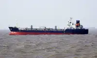 Oil/Chemical tanker de vânzare
