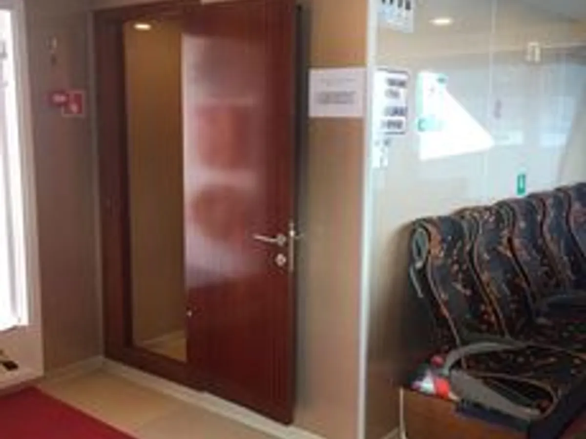 Navă de pasageri de vânzare