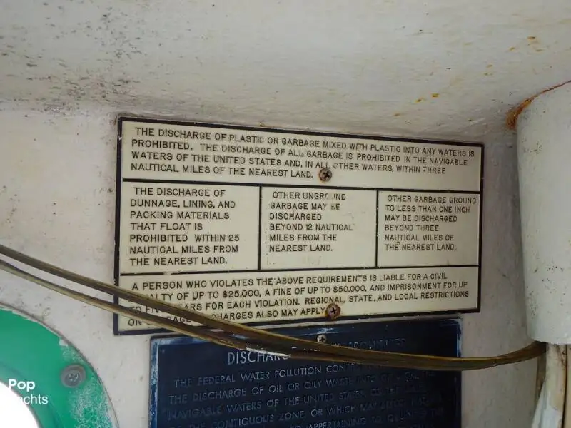 Nava de pescuit tip trauler de vânzare