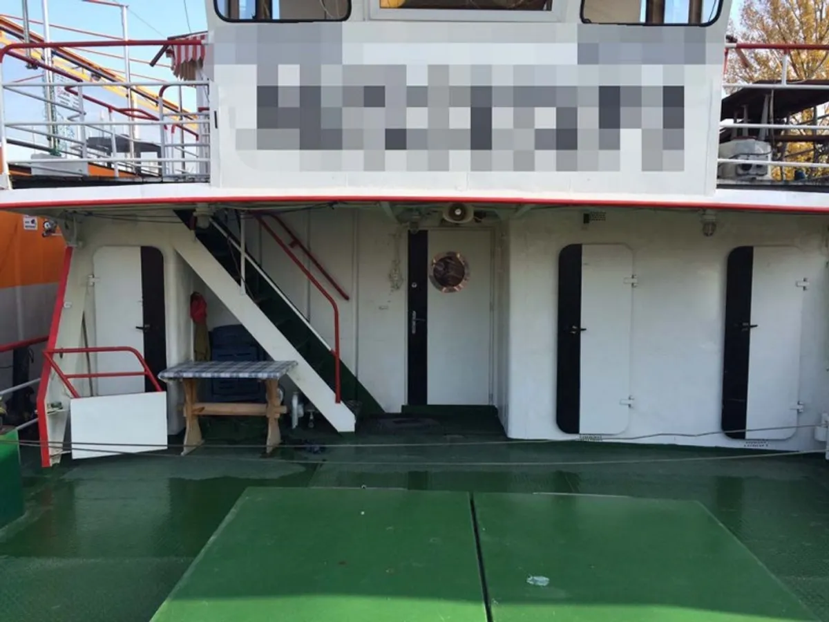 Nava container de vânzare