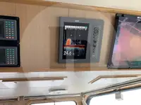 Nava de pescuit tip trauler de vânzare