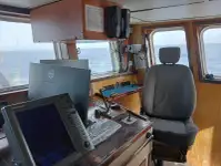 Nava de pescuit tip trauler de vânzare