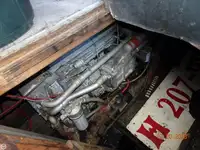 Șalupă de vânzare
