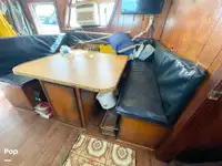 Nava de pescuit tip trauler de vânzare