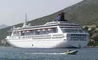 Navă de croazieră de vânzare