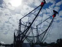 Nava de pescuit tip trauler de vânzare