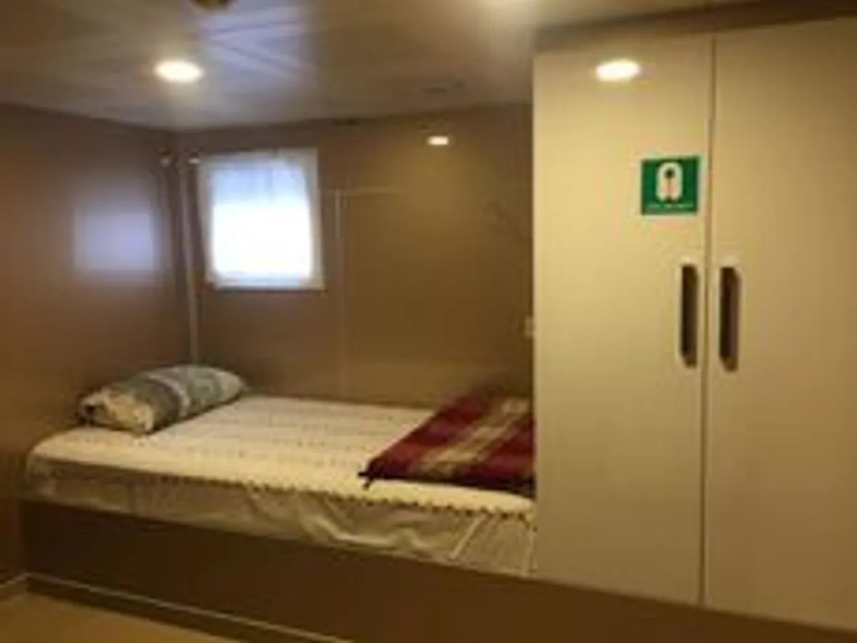 Navă de pasageri de vânzare