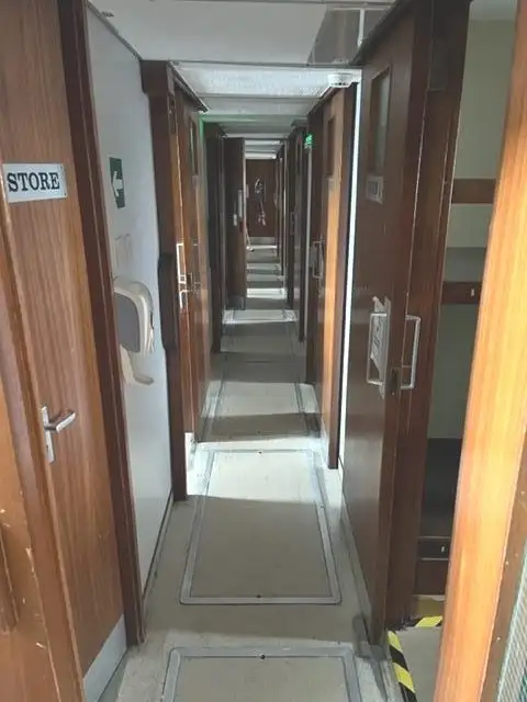 Barjă de cazare de vânzare