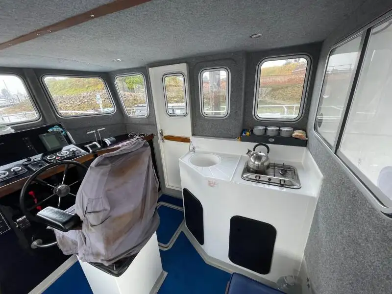 Catamaran de vânzare