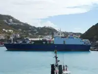 Nava refefer de vânzare