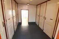 Hotel plutitor de vânzare
