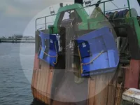 Nava de pescuit tip trauler de vânzare