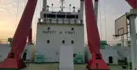Nava cu macara de vânzare