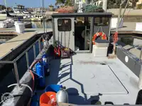 Nava de pescuit tip trauler de vânzare