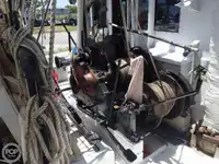 Nava de pescuit tip trauler de vânzare