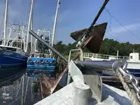 Nava de pescuit tip trauler de vânzare