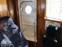 Nava de pescuit tip trauler de vânzare