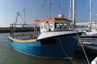Ambarcațiuni de lucru de vânzare